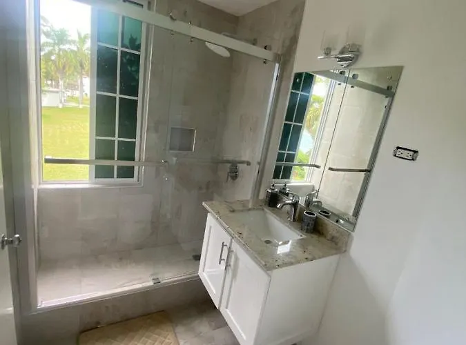 A19 Sea Castles Ocean View Apartment